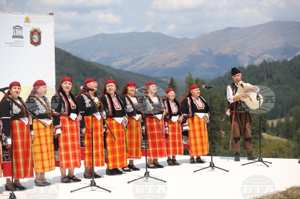 С официална церемония днес ще бъде открит Националният събор на народното творчество в Копривщица
