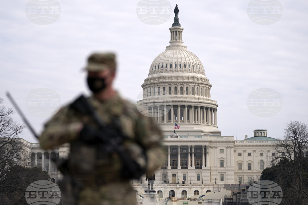 Камарата на представителите на САЩ гласува мярка за премахване на митата, наложени от Тръмп на Канада