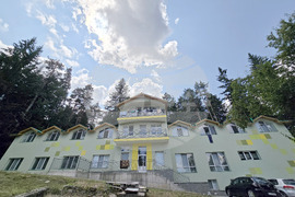 Село Попови ливади - ученически лагер