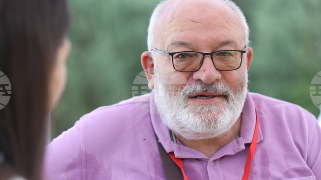 Националният събор на народното творчество в Копривщица трябва да бъде съхранен като добра практика, каза за БТА проф. д-р Владимир Пенчев