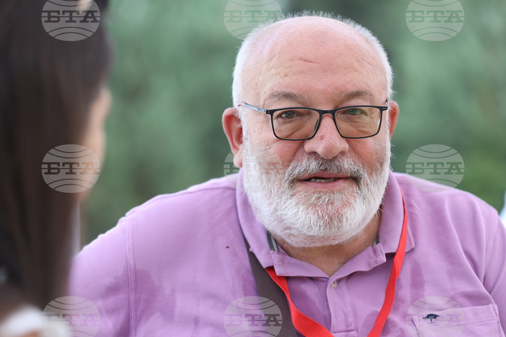 Националният събор на народното творчество в Копривщица трябва да бъде съхранен като добра практика, каза за БТА проф. д-р Владимир Пенчев