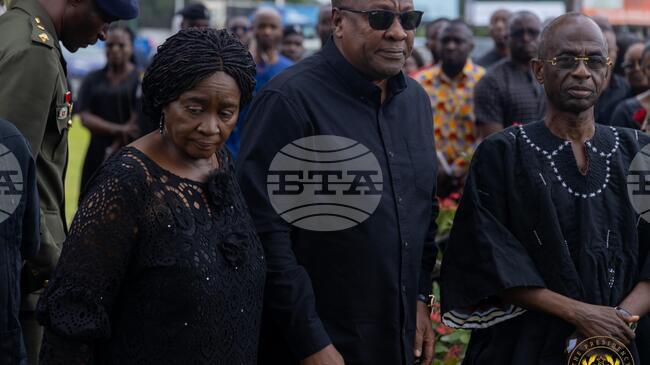 ГНА: Президентът на Гана обяви държавно погребение за загиналите при катастрофа с хеликоптер висши политици