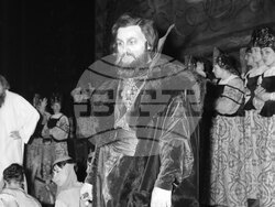 "Хованщина" - народна музикална драма от Модест П. Мусоргски