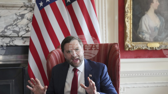 Американският вицепрезидент Джей Ди Ванс заяви, че САЩ работят за организиране на преговори между Путин и Зеленски