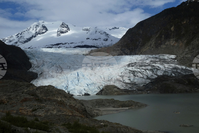 Хиляди ледници са застрашени от изчезване всяка година заради глобалното затопляне, показва изследване 
