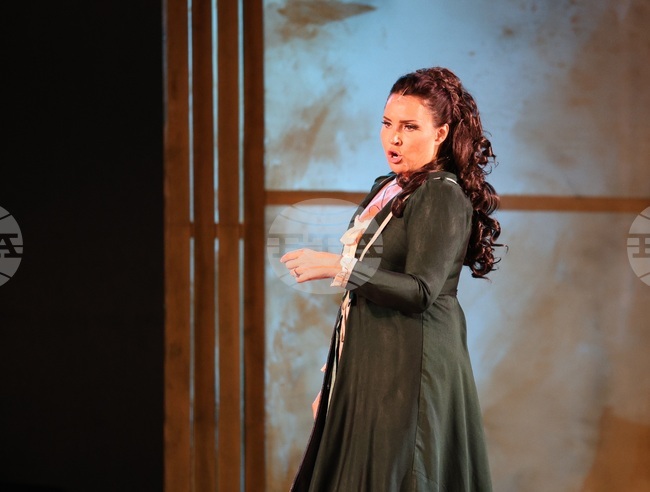 Соня Йончева получи специалната награда на областния управител на Варна