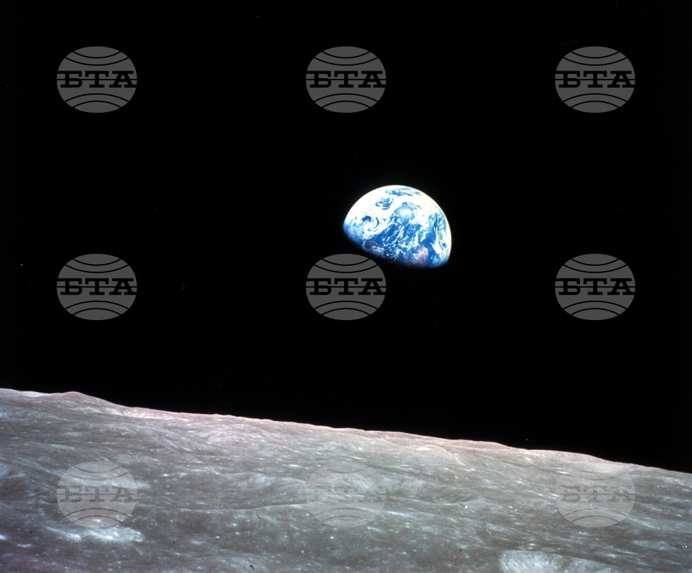 Древни скали в Австралия дават представа за произхода на Земята и Луната