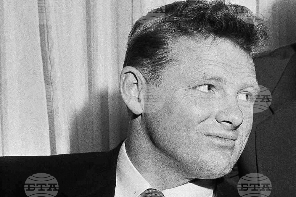 Obit Billy Howton Football