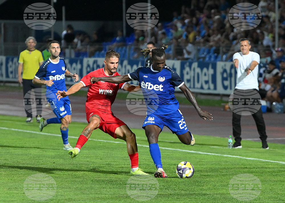 Монтана и Ботев (Враца) не се победиха във футболното дерби на Северозападна България