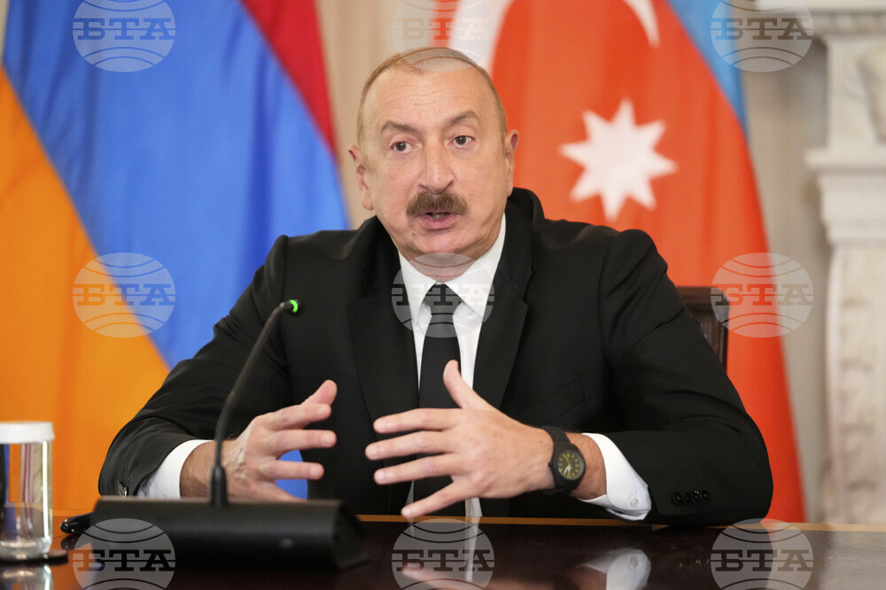 Президентът на Азербайджан Илхам Алиев осъди руските удари по азербайджански петролни и газови съоръжения в Украйна