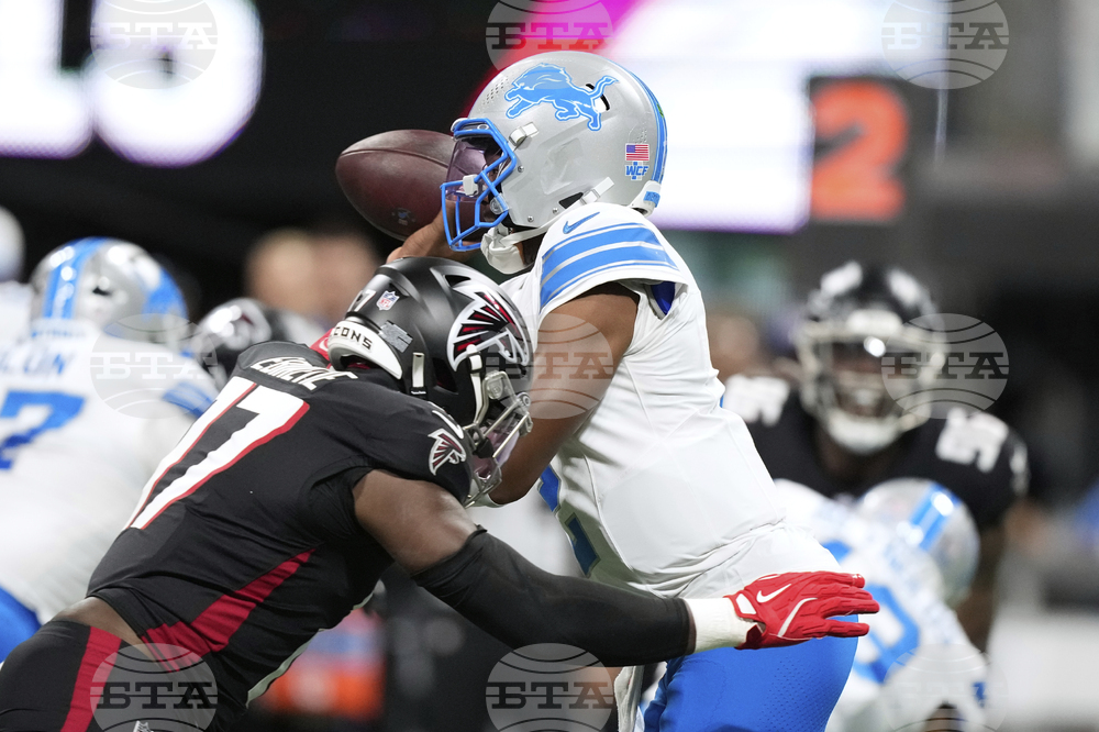 Lions Falcons Football