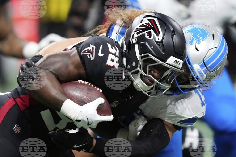 Lions Falcons Football