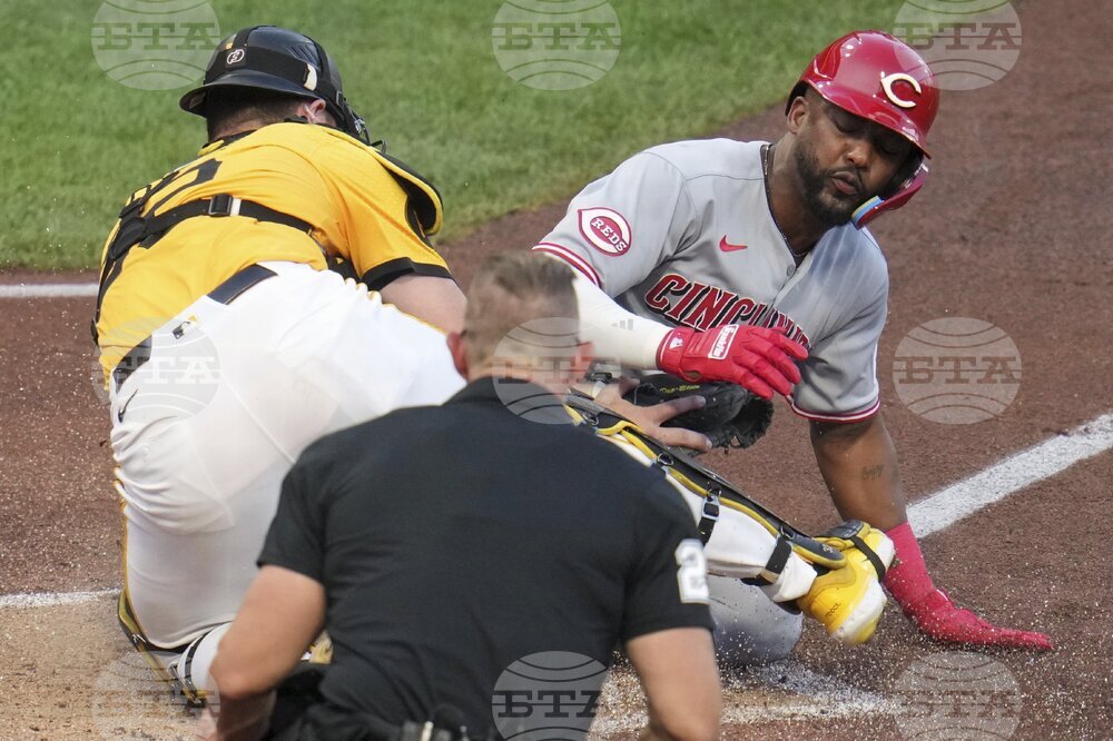 Reds Pirates Baseball