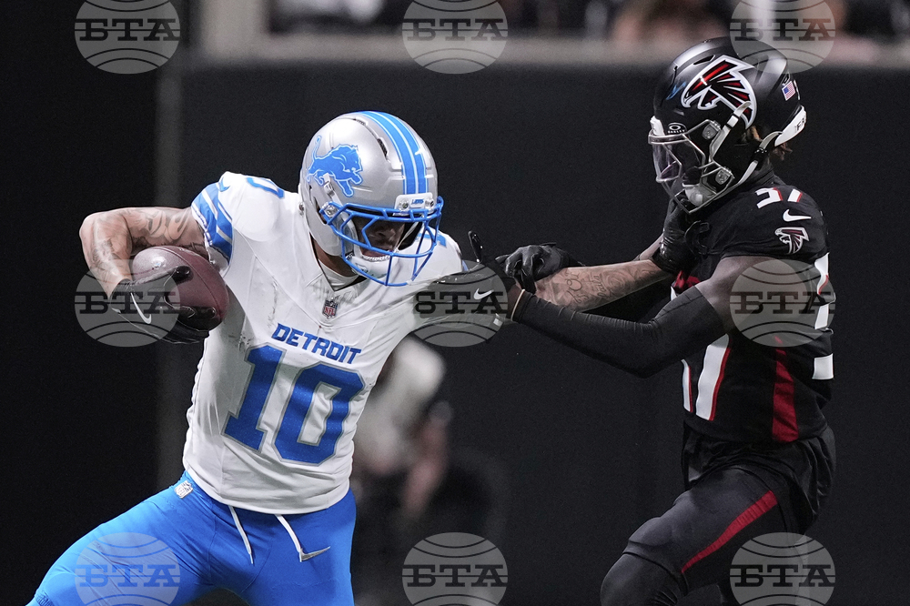 Lions Falcons Football