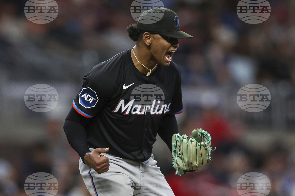 Marlins Braves Baseball