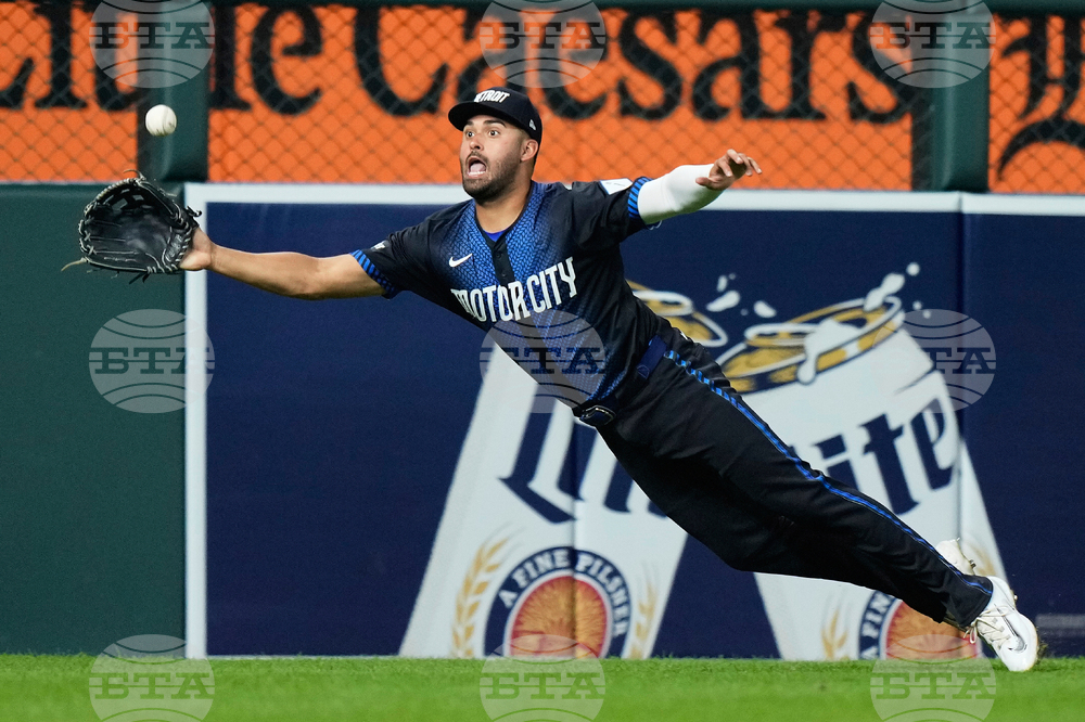 APTOPIX Angels Tigers Baseball