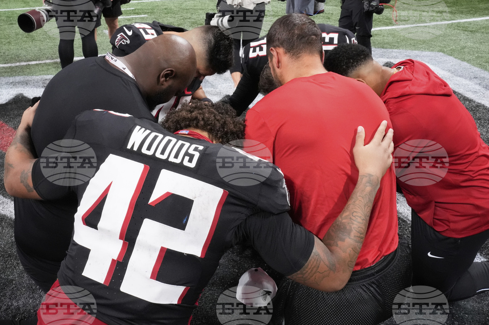 APTOPIX Lions Falcons Football