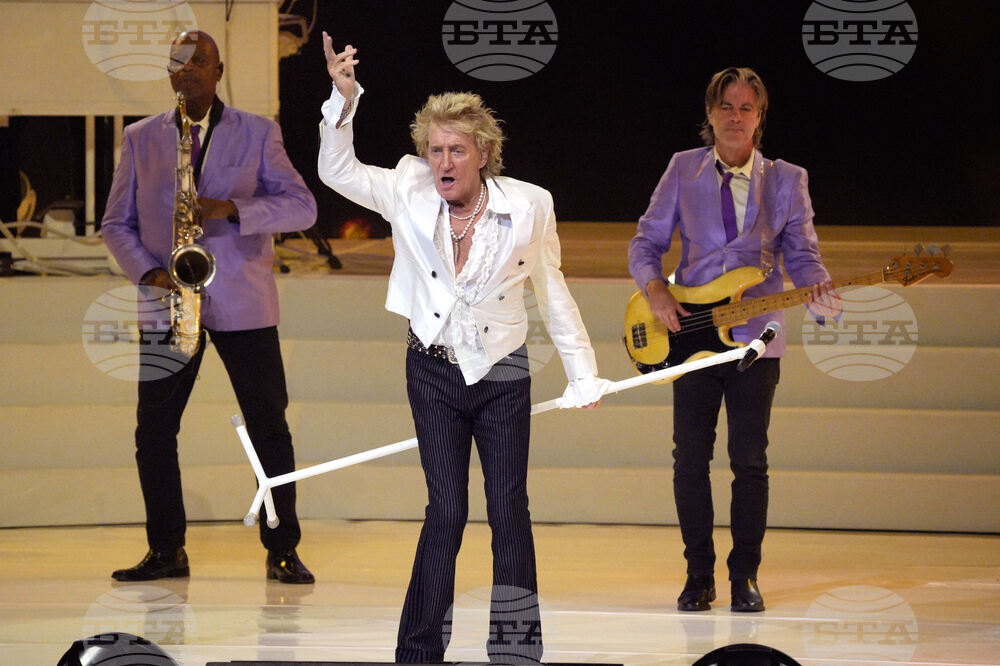 Rod Stewart in Concert - Tinley Park, Ill.