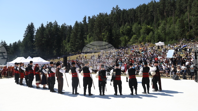 Националният събор на народното творчество в Копривщица ще бъде закрит днес с едночасов концерт 