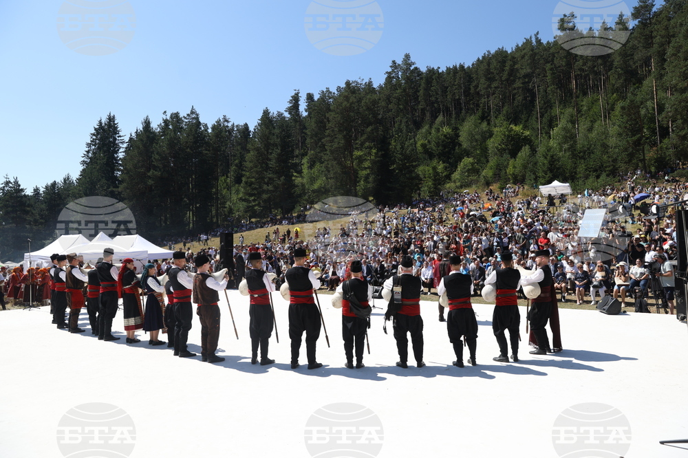 Националният събор на народното творчество в Копривщица ще бъде закрит днес с едночасов концерт 