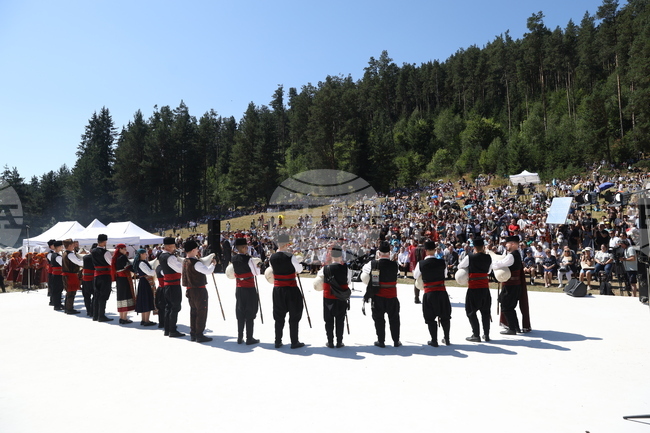 Националният събор на народното творчество в Копривщица ще бъде закрит днес с едночасов концерт 