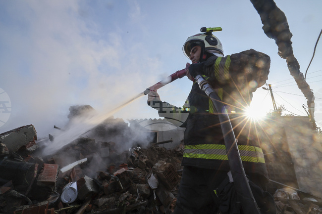Горски пожари в турския окръг Чанаккале предизвикаха частично затваряне на Дарданелите 