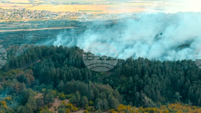 Очаква се втори хеликоптер да се включи е гасенето на пожара край Сунгурларе, единият военен вече е на терен
