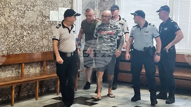 Великотърновският Окръжен съд постанови "домашен арест" за петима членове на мото клуб, обвинени в различни престъпления