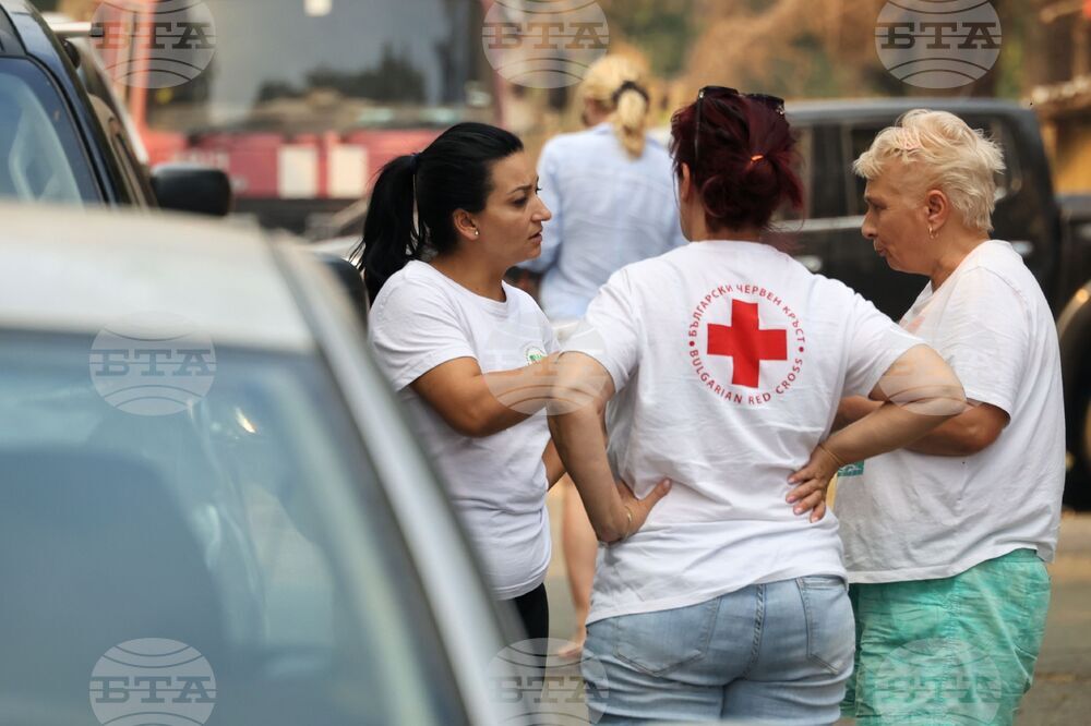 Пожарът в Сунгурларско се е насочил към селата Балабанчево и Бероново, съобщиха от Общината 