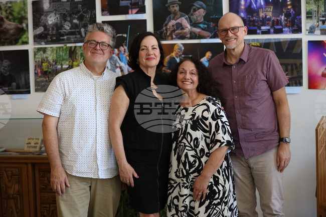 Същността на джаза е в живите изпълнения, според вокалистите от New York Voices 