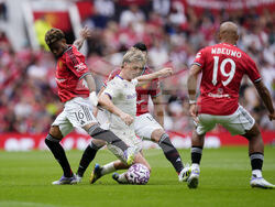 Britain Soccer Manchester United Fiorentina