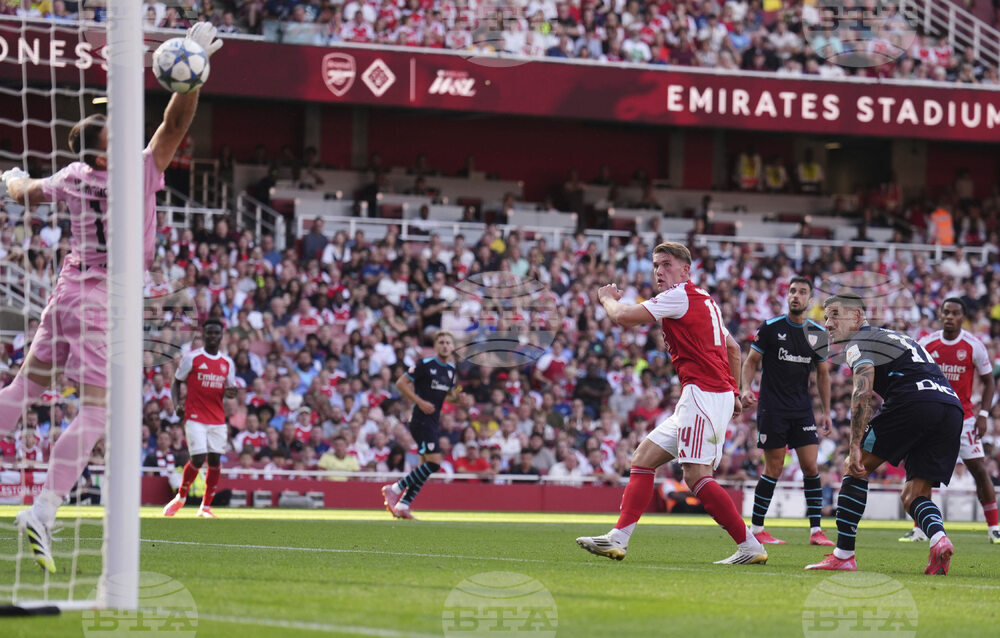 Britain Soccer Emirates Cup