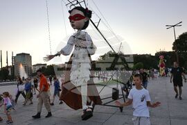 Международен фестивал за улични изкуства - марионетки