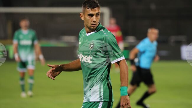 С гол на Ивайло Чочев в добавеното време Лудогорец преодоля Черноморец (Бургас) от Втора лига в турнира за Купата на България