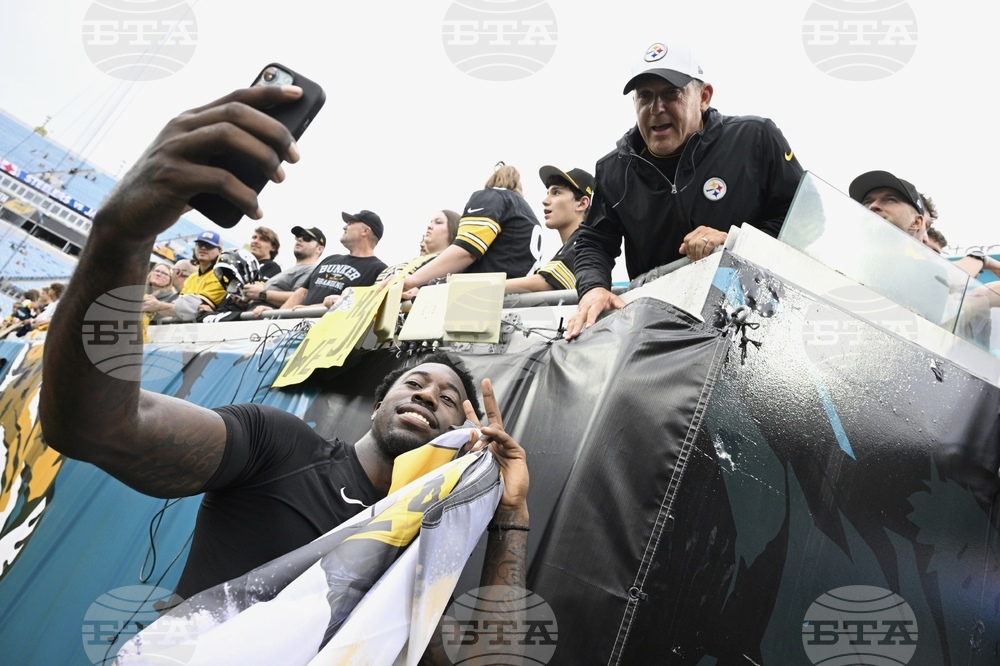 Steelers Jaguars Football