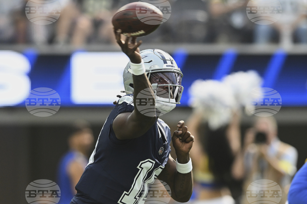 Cowboys Rams Football