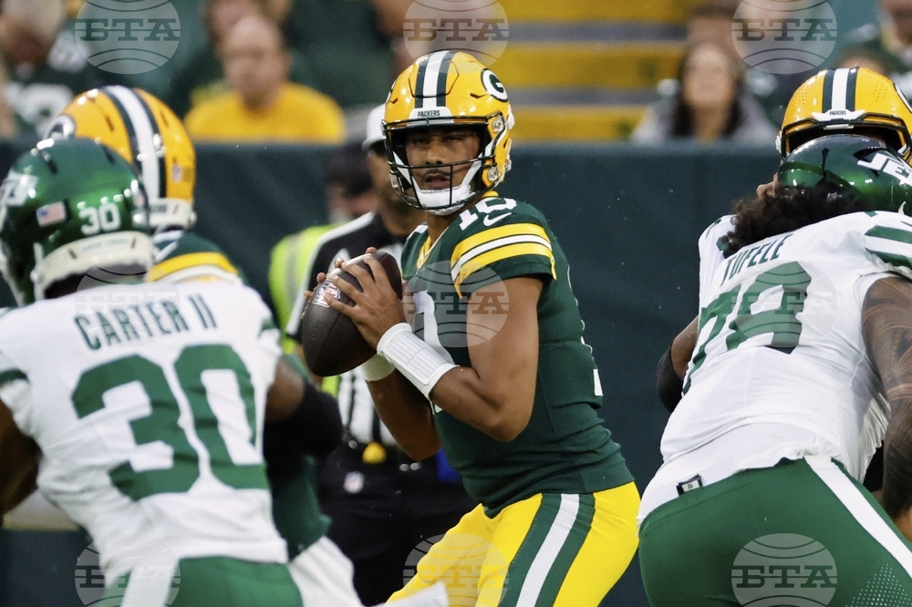 Jets Packers Football