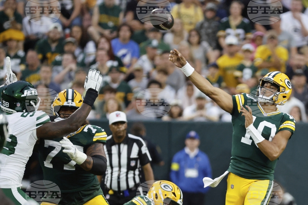 Jets Packers Football