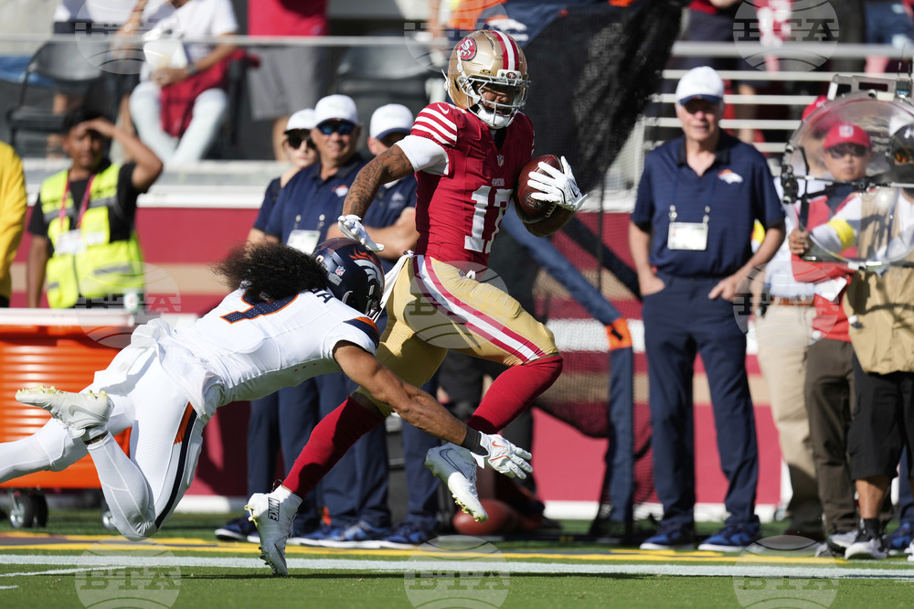 Broncos 49ers Football