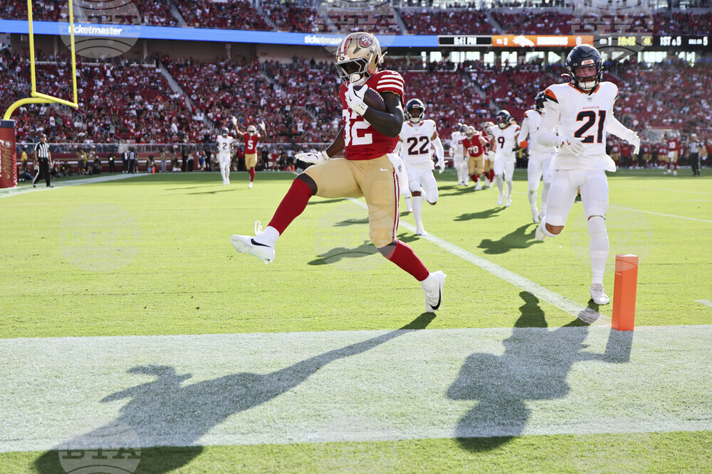 Broncos 49ers Football
