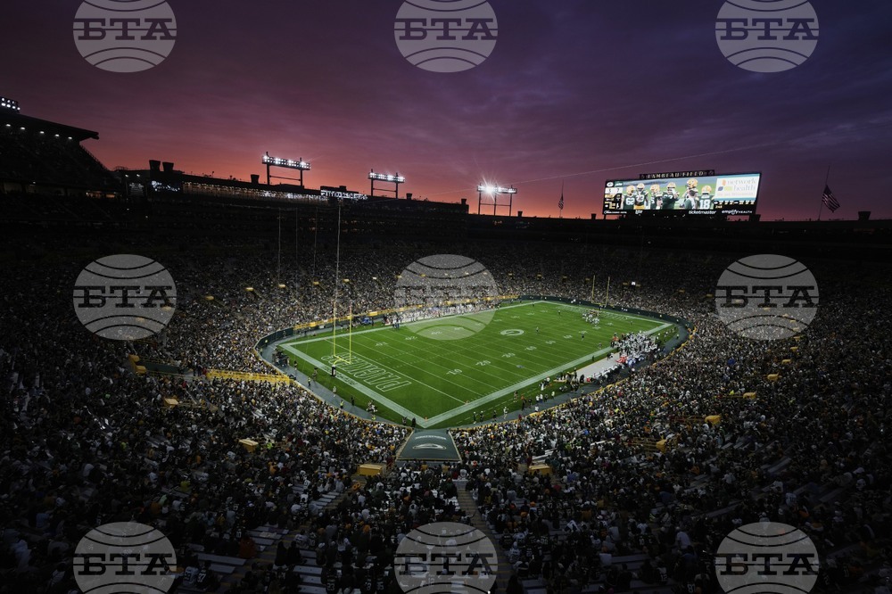 Jets Packers Football