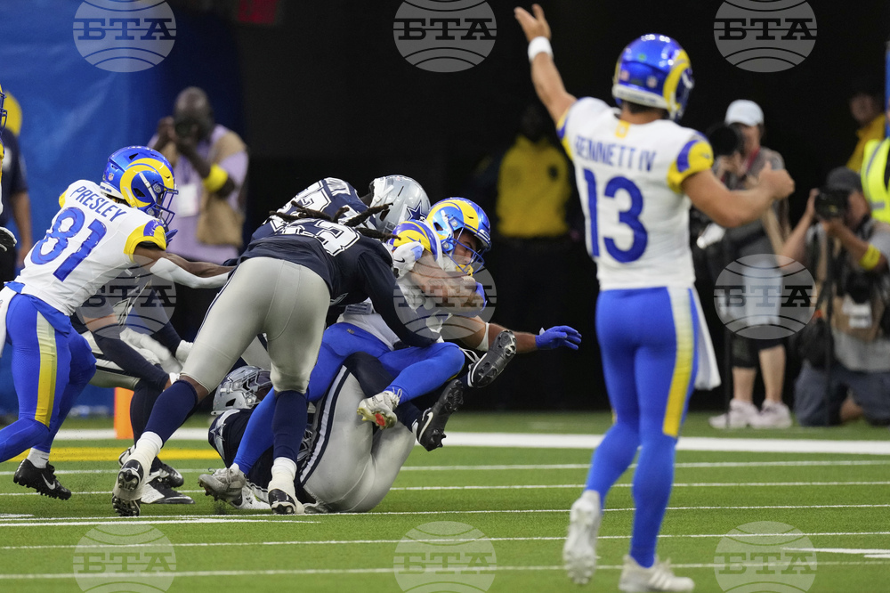 Cowboys Rams Football