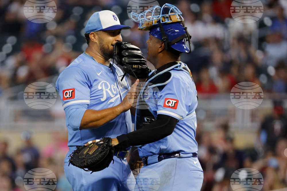 Royals Twins Baseball