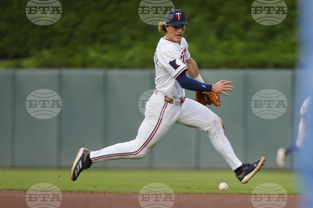 Royals Twins Baseball