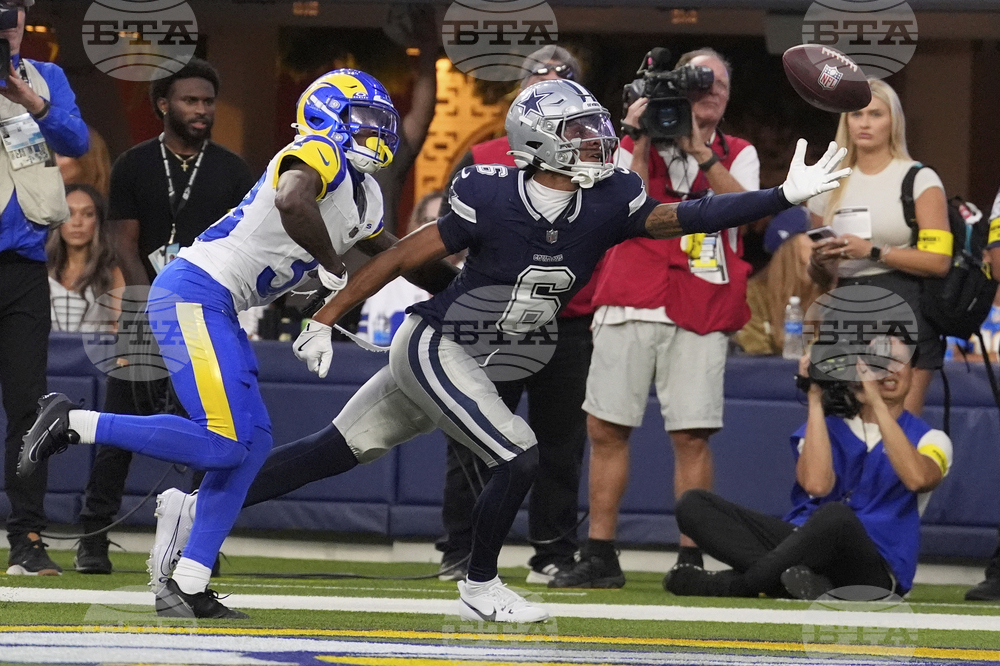 Cowboys Rams Football