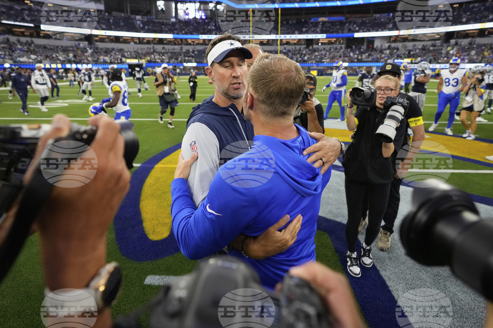 Cowboys Rams Football