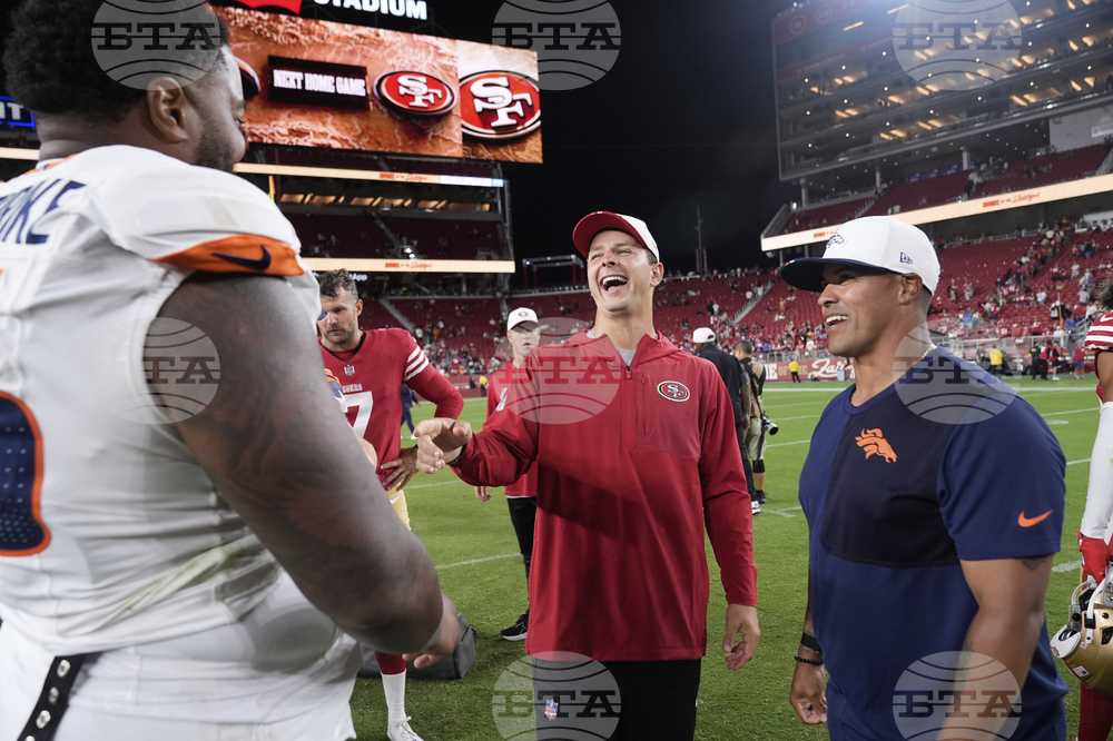 Broncos 49ers Football
