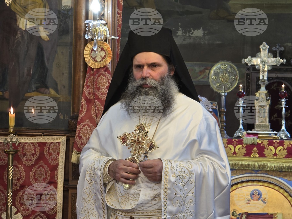 Душата ни може да е чиста и тялото ни да стане храм на Светия Дух, ако допуснем Христос в сърцата си, каза архимандрит Самуил във Видин