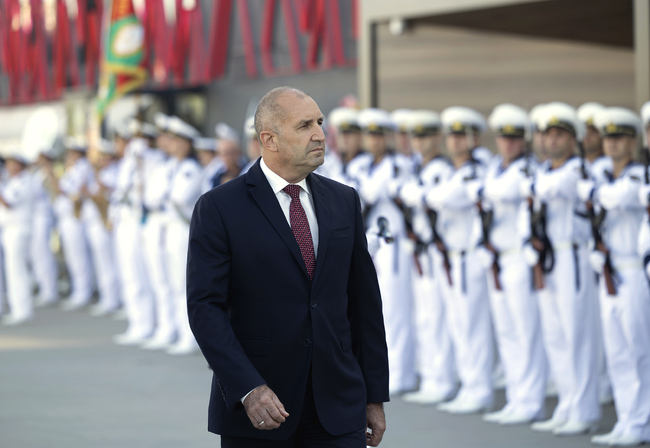 Президентът: Увеличаващото се стратегическо значение на Черно море изисква повече усилия за отстояване на морския ни суверенитет и интереси