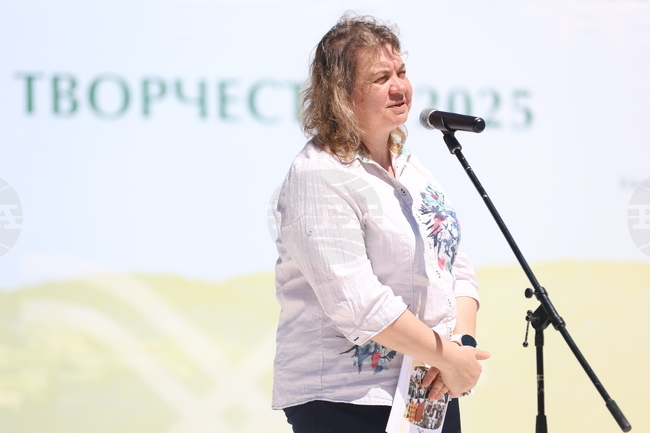 За 13-ти път се събираме в Копривщица, за да чуем прекрасната българска народна песен, заяви председателят на парламента Наталия Киселова 